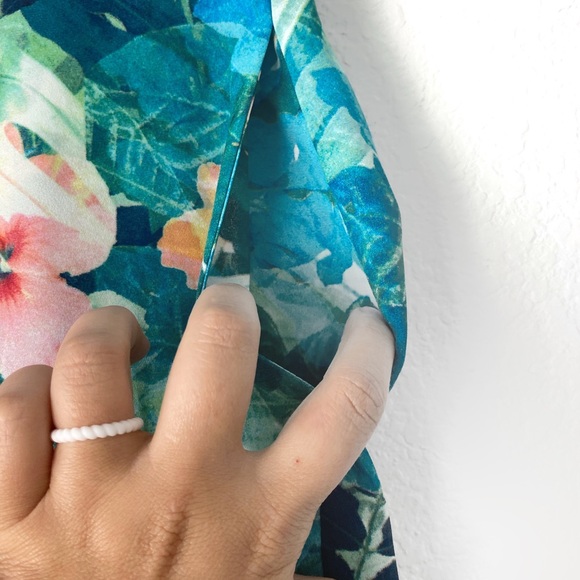 Show Me Your Mumu Floral Gracias Gaucho Pants - Picture 4 of 8